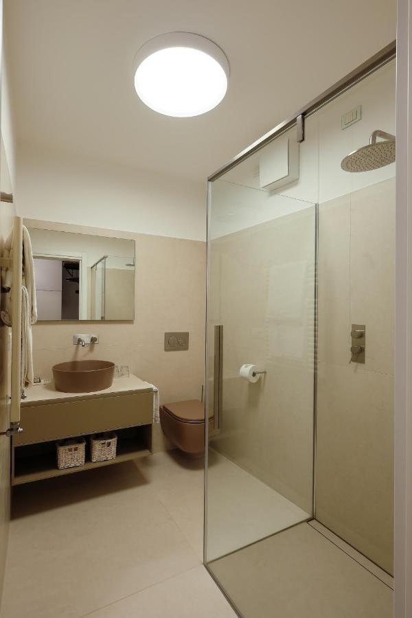 ורנה Albergo Milano מראה חיצוני תמונה